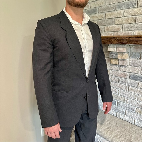 Hugo Boss Gray Suit - Picture 2 of 15